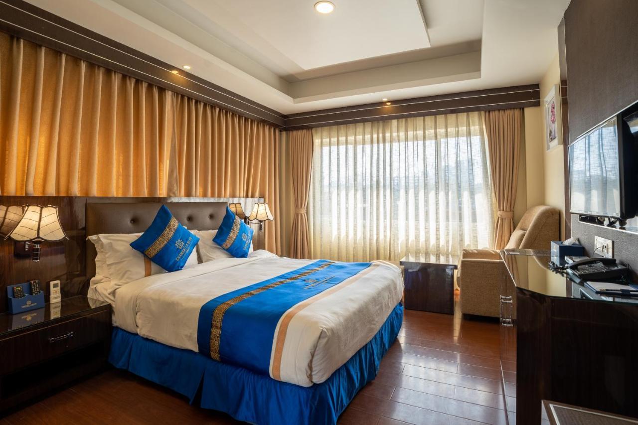 Shangrila Blu Hotel Lalitpur Exterior photo