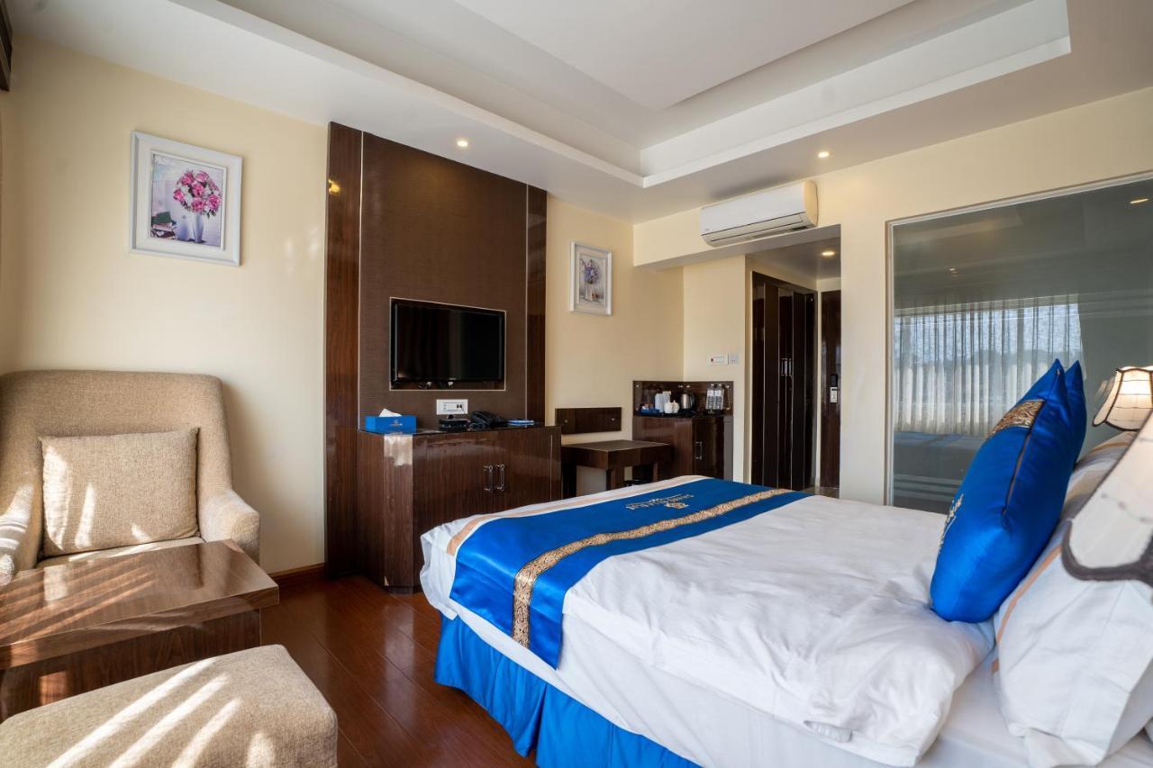 Shangrila Blu Hotel Lalitpur Exterior photo